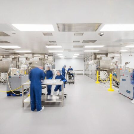 Українські лікарні отримають передові засоби для лікування травм судин